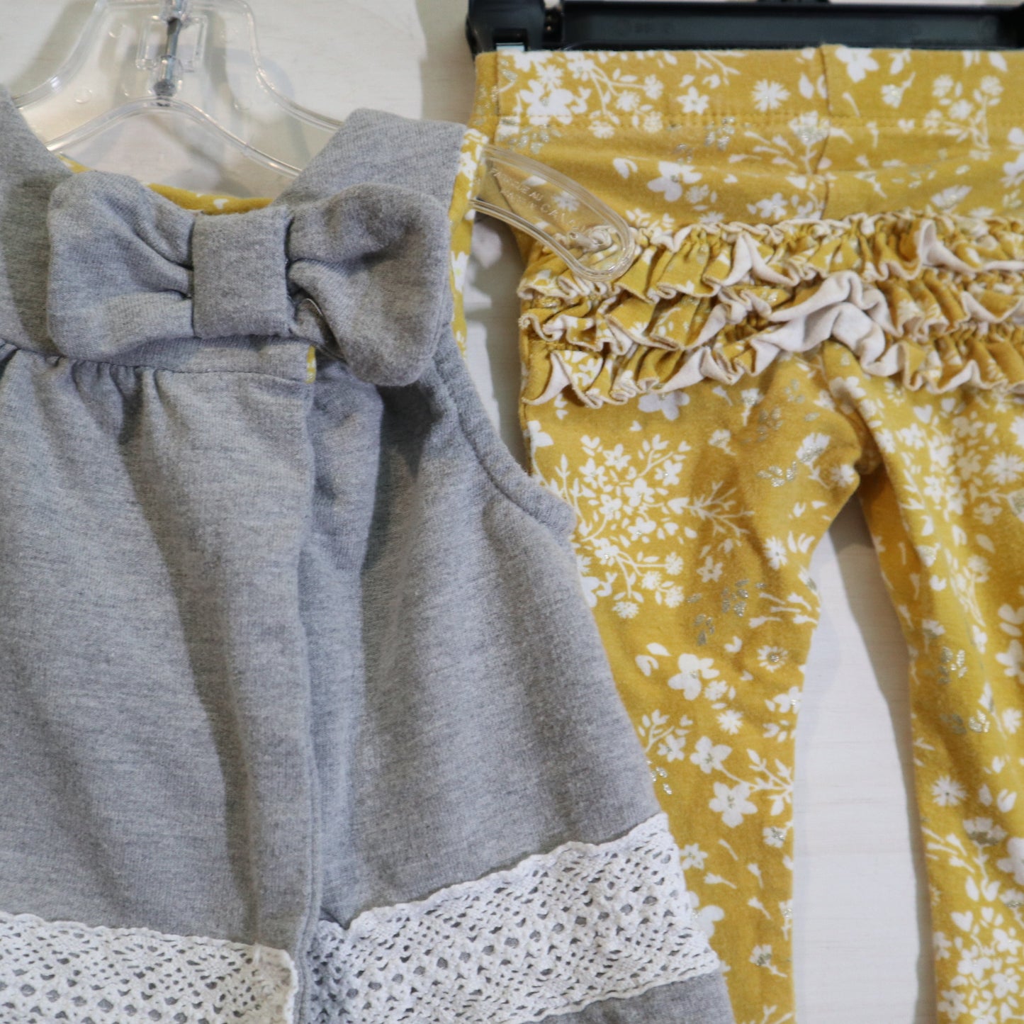 Tahari - Set (0-3M)