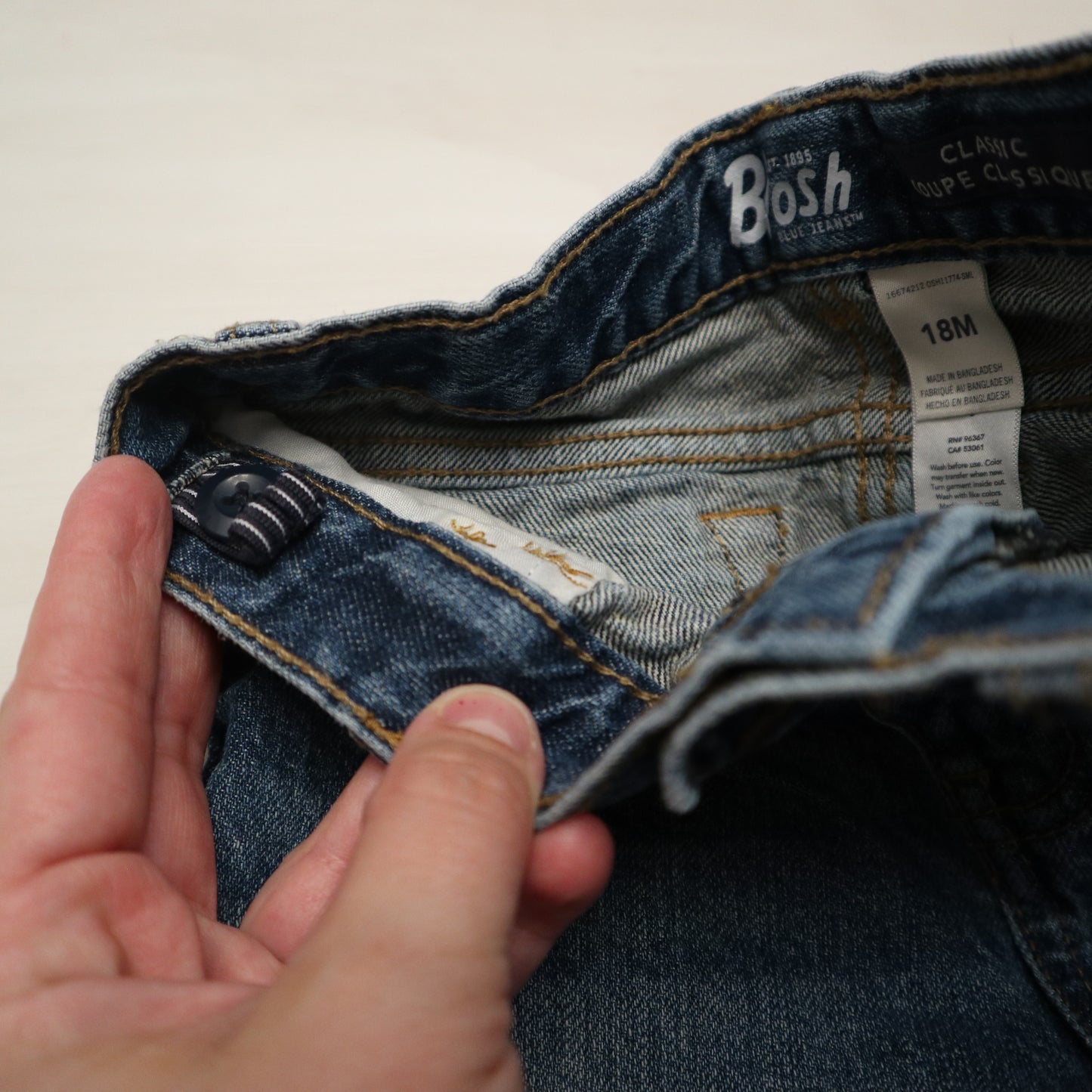 OshKosh - Jeans (18M)