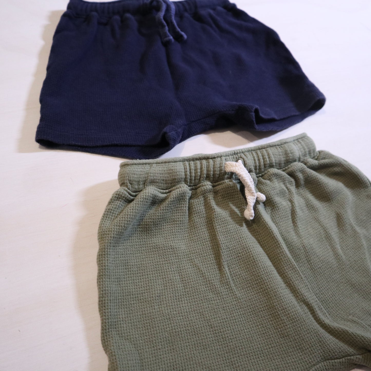 Old Navy - Shorts (18-24M)