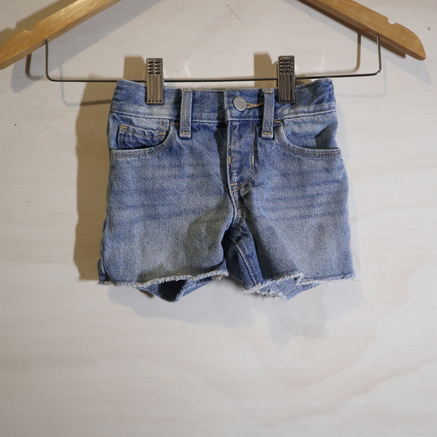 Old Navy - Shorts (18-24M)