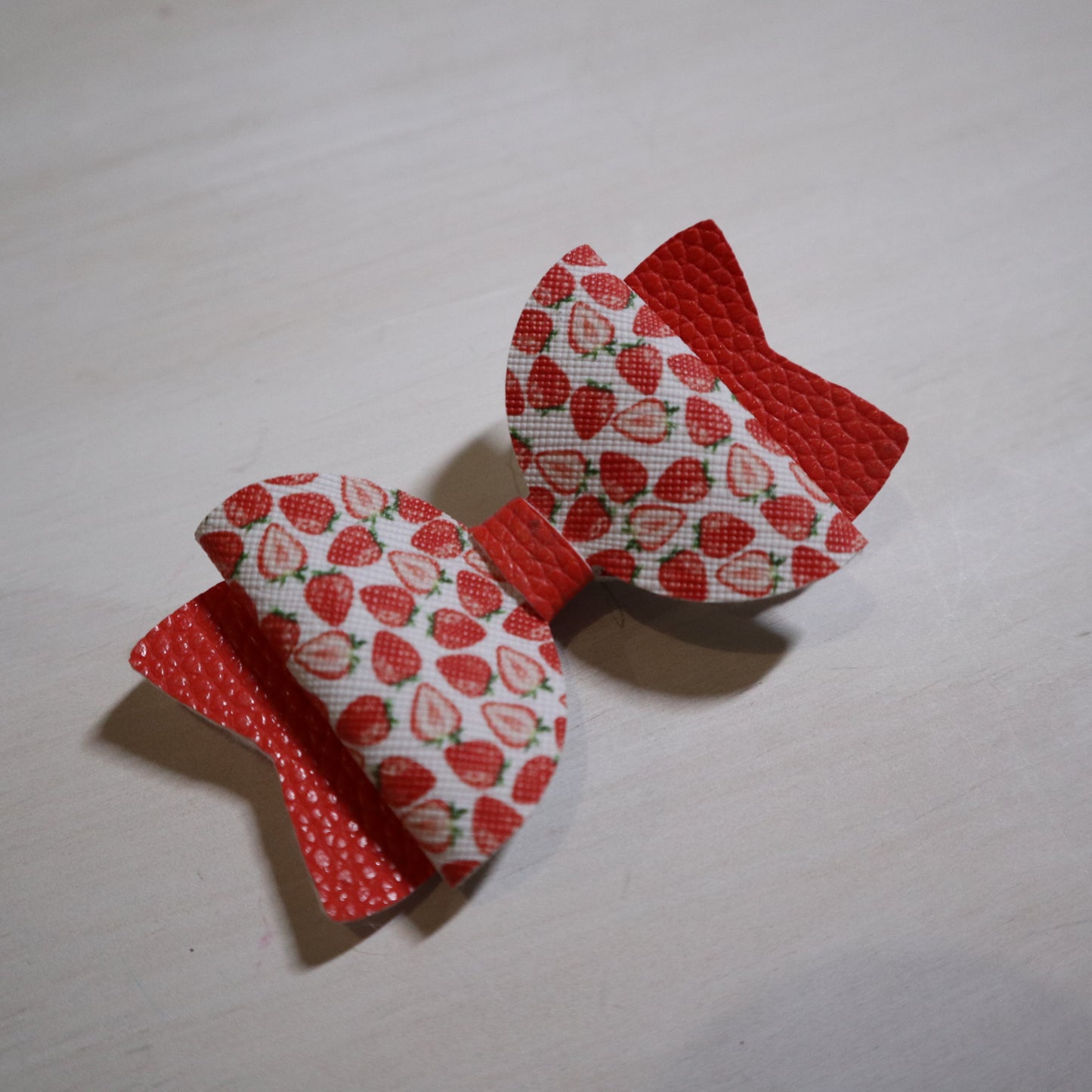 Unknown Brand - Bow