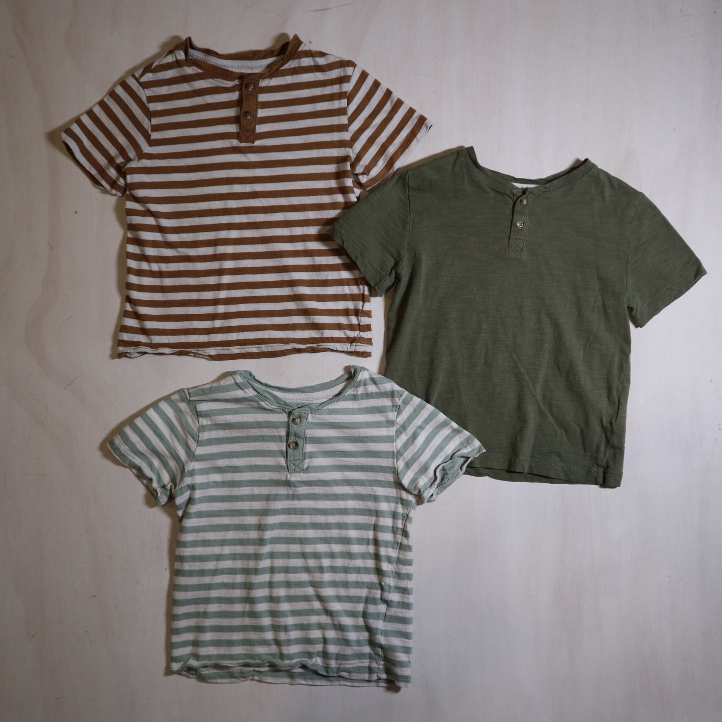 H&M - T-Shirts (4-6Y)