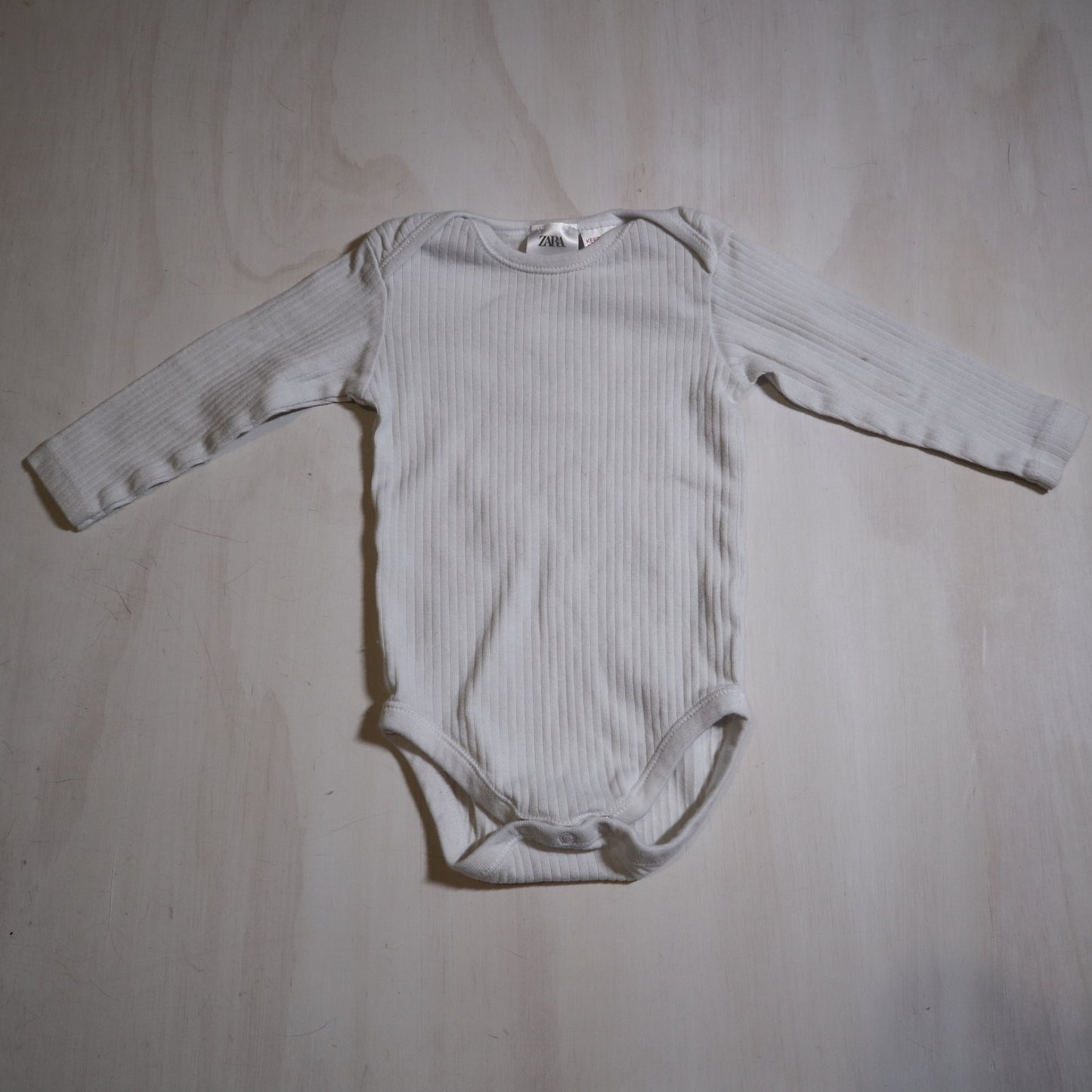 Zara - Onesie (12-18M)