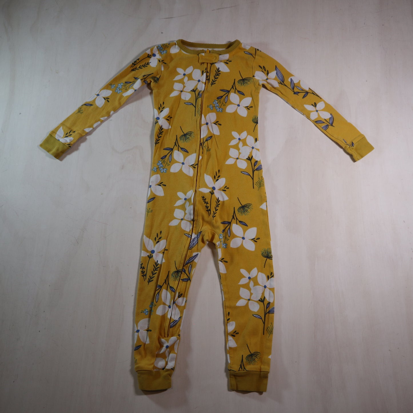 Carters - Pajamas (3T)