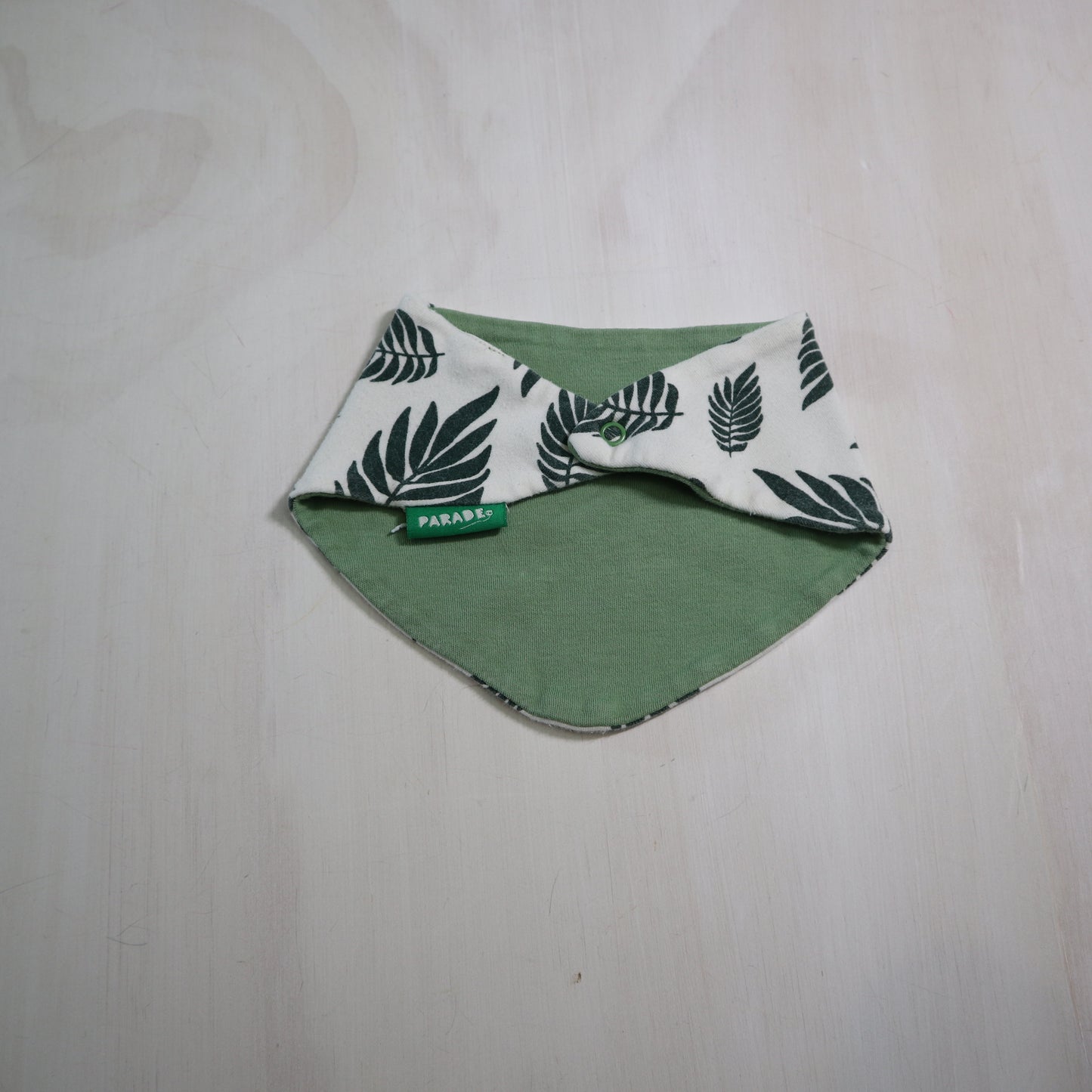 Parade Organics - Bib (0-18M)