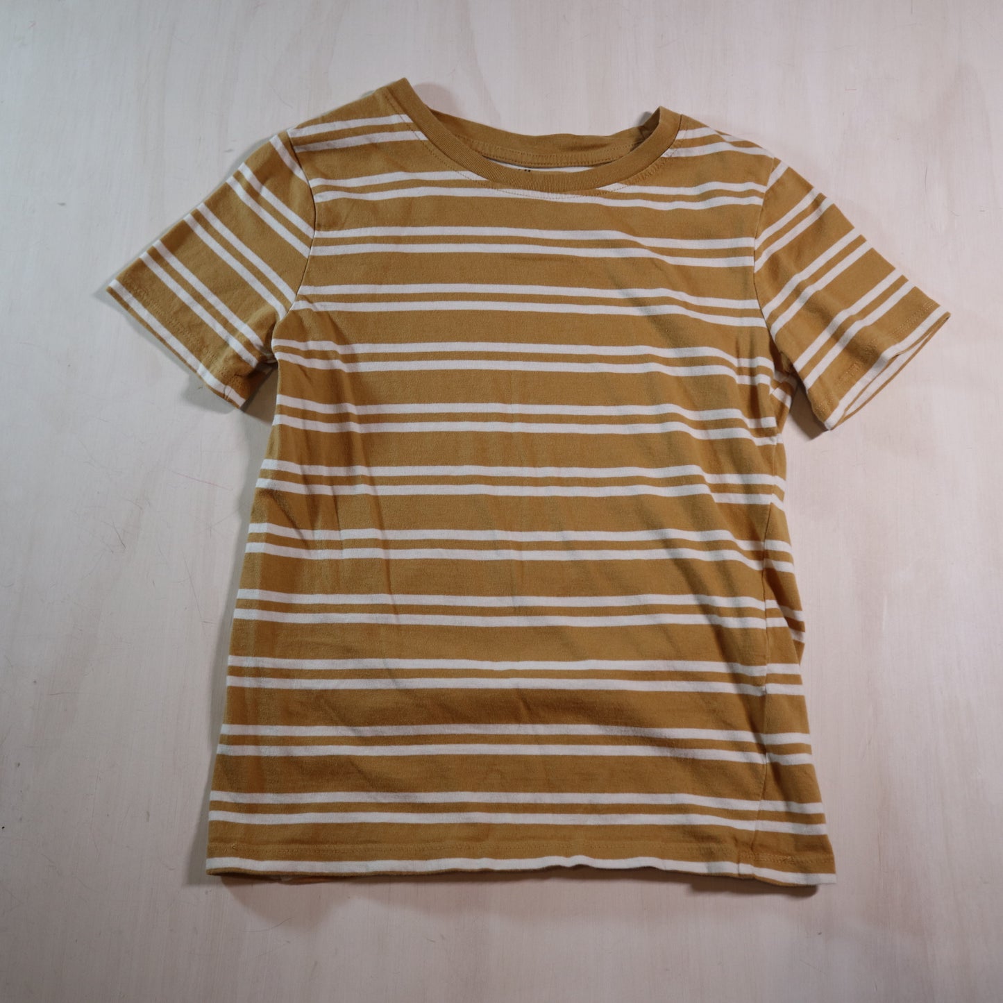 H&M - T-Shirt (8-10Y)