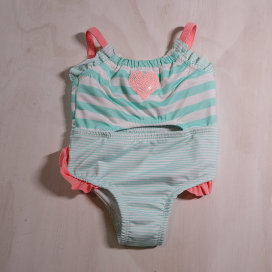 Penelope Mack - Swimsuit (24M)