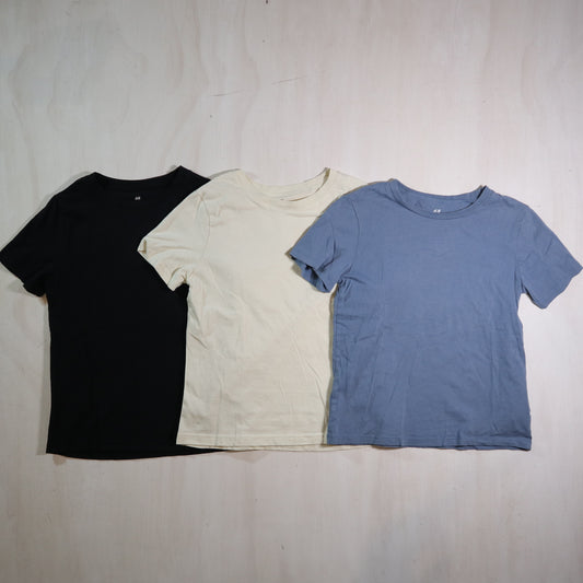 H&M - T-Shirts (8-10Y)