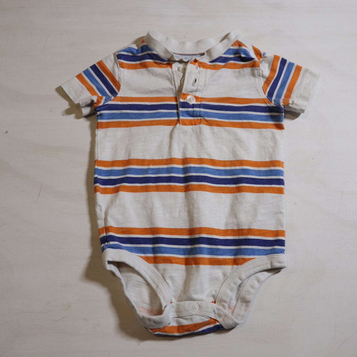 OshKosh - Onesie (12M)