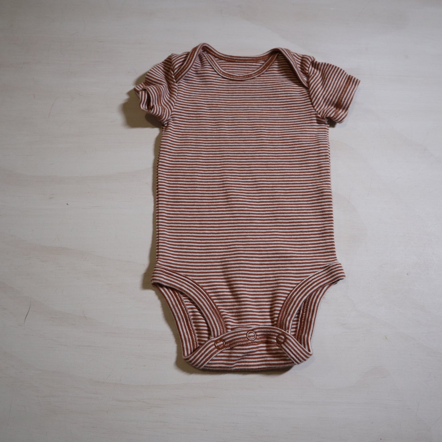 Carters - Onesie (3M)
