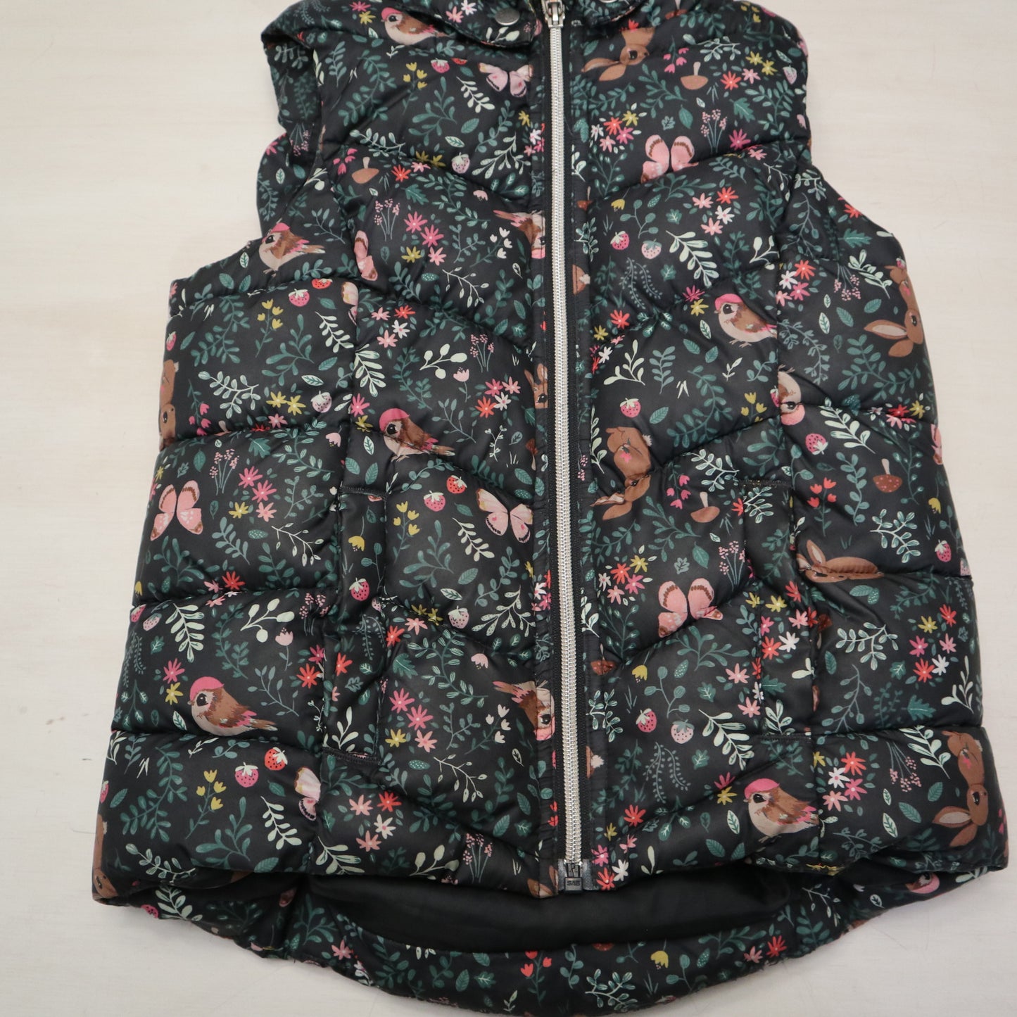 H&M - Vest (6-8Y)