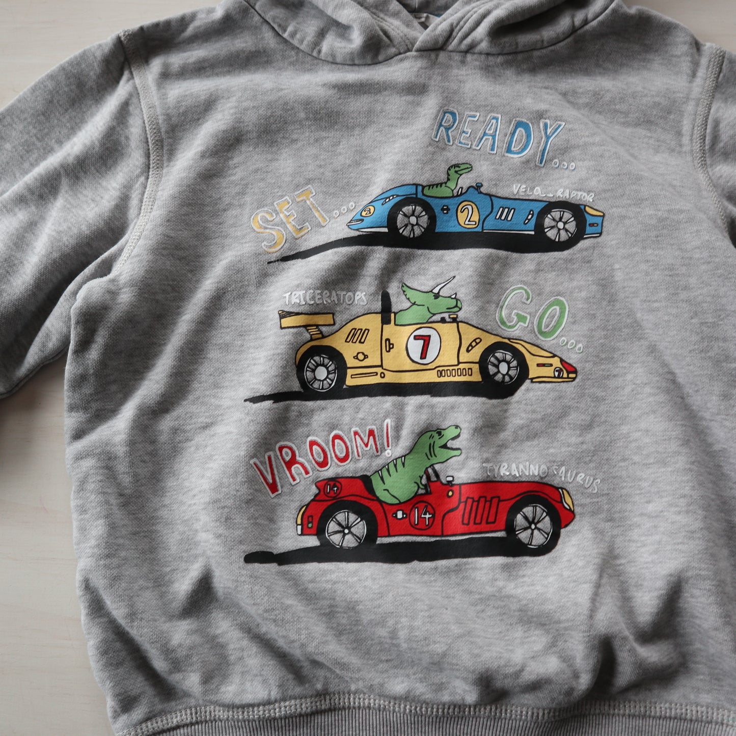 H&M - Sweater (6-8Y)