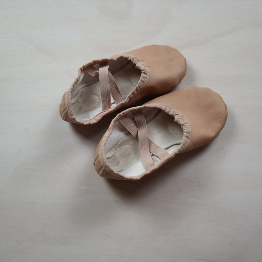Unknown Brand - Ballet Slipper (8/9C)