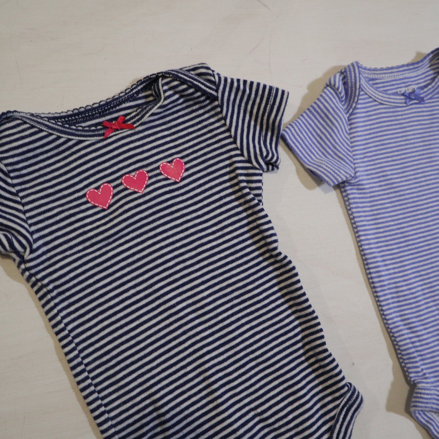 Carters - Onesies (NB)