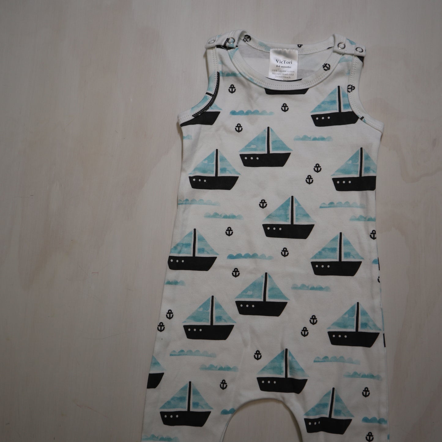 VicTori - Jumpsuit (0-6M)