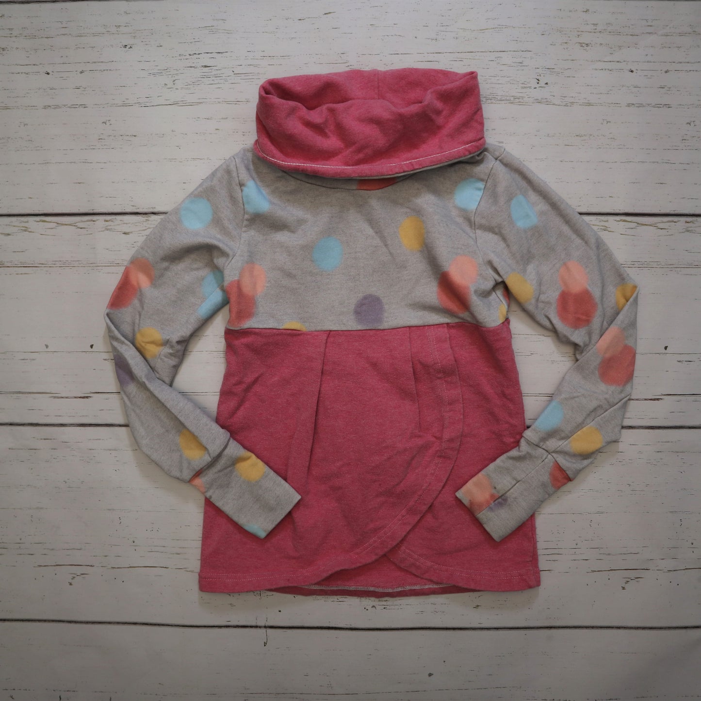 Small Shop - Sweater (2/3)