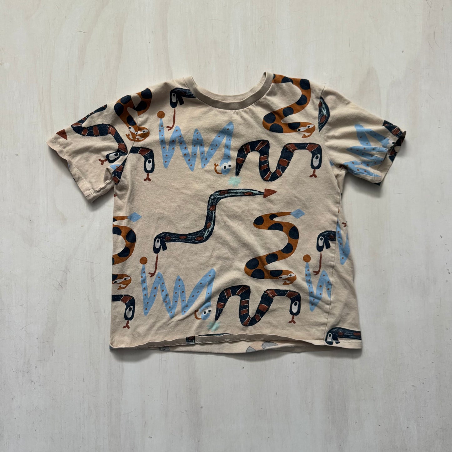 H&M - T-Shirt (8-10Y)