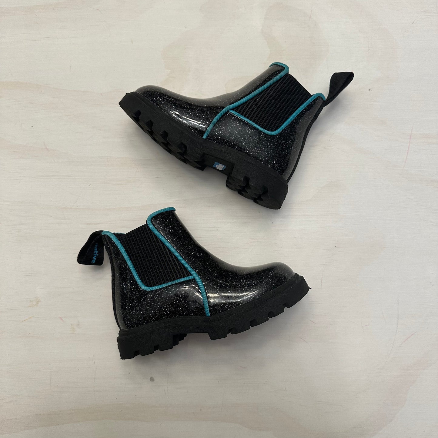 Native - Boots (6C)