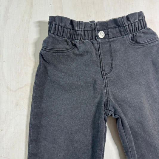OshKosh- Jeans (4T)