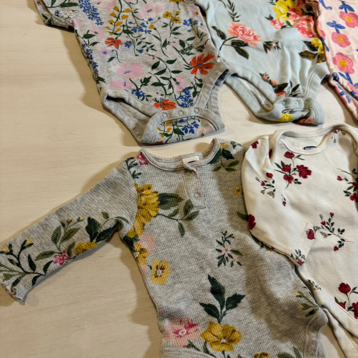 Old Navy - Onesies (0-3M)