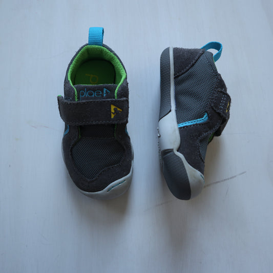 Plae - Shoes (5.5C)