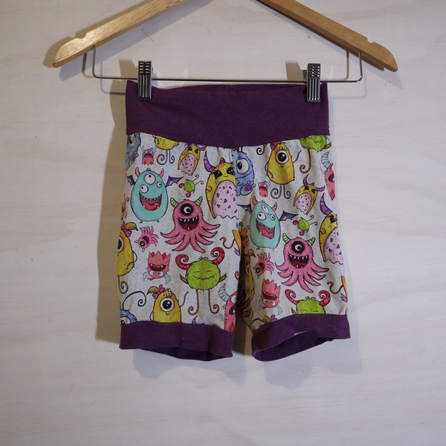 Lil' Threadz Boutique - Shorts (6-9Y)
