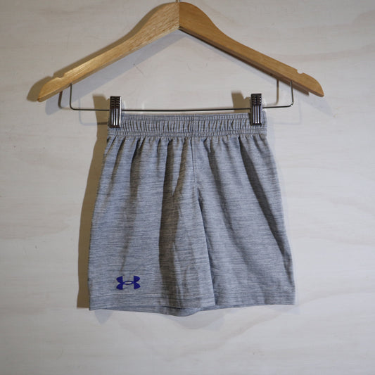 Under Armour - Shorts (4T)