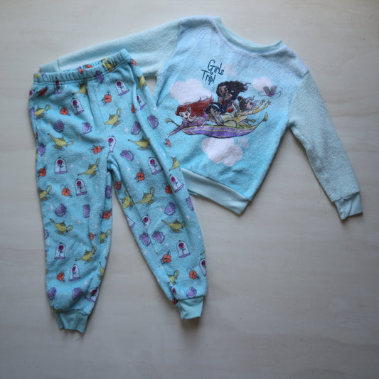 Unknown Brand - Pajamas (5T)