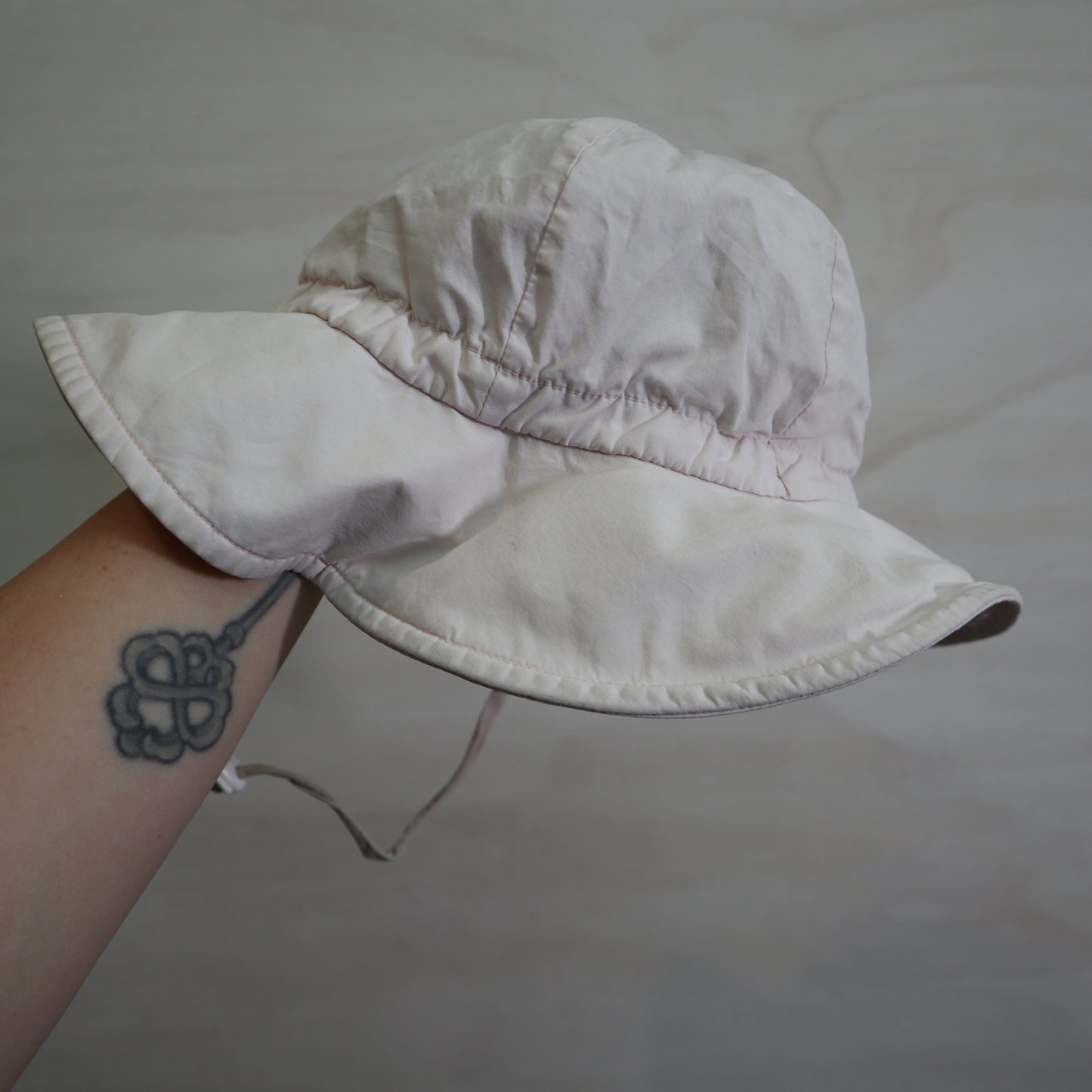 Jan & Jul - Hat (5-12Y)