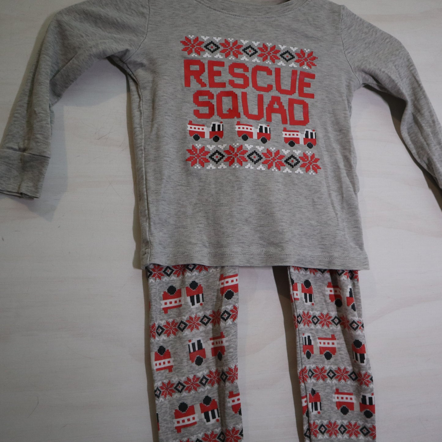 Old Navy - Pajamas (3T)