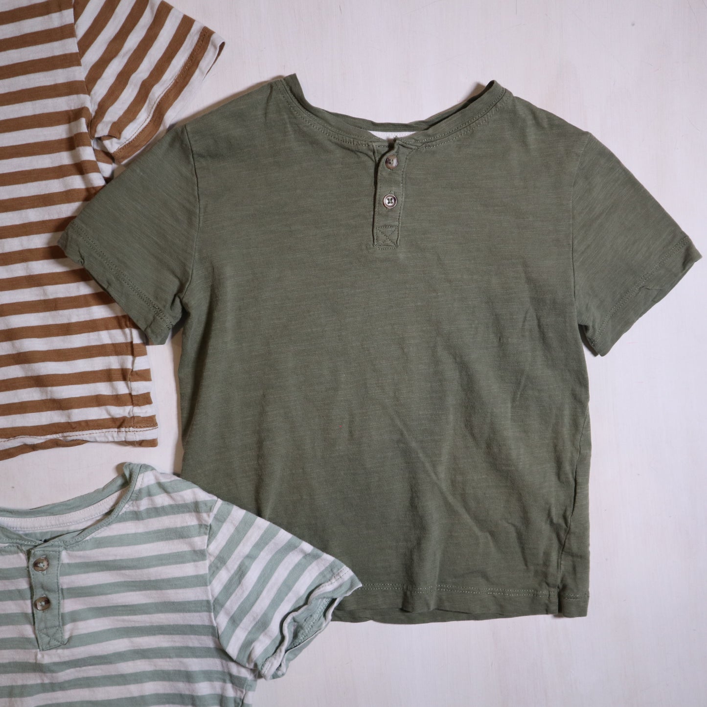 H&M - T-Shirts (4-6Y)