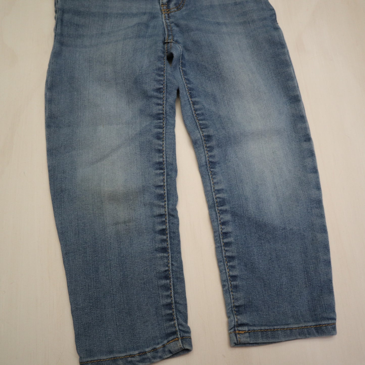 OshKosh - Jeans (2T)