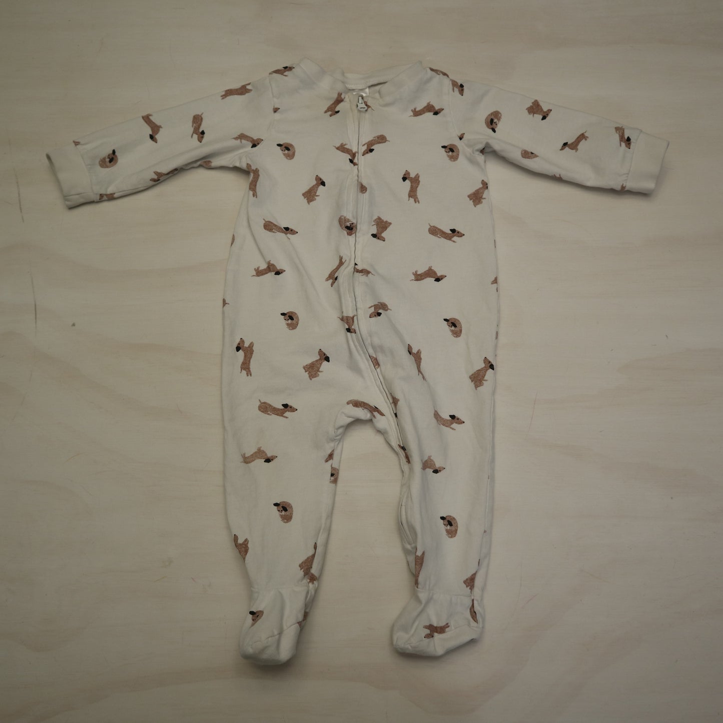 H&M - Sleeper (6-9M)