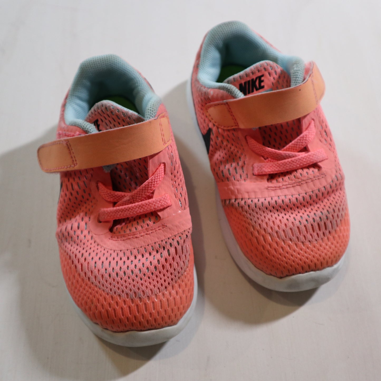 Nike - Shoes (8C)