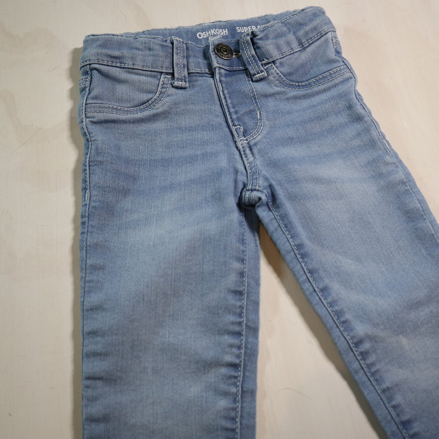 OshKosh - Jeans (2T)