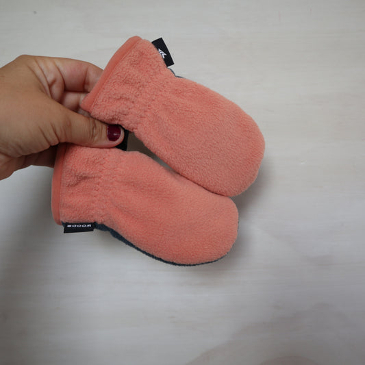 Woods - Mittens (0-6M)