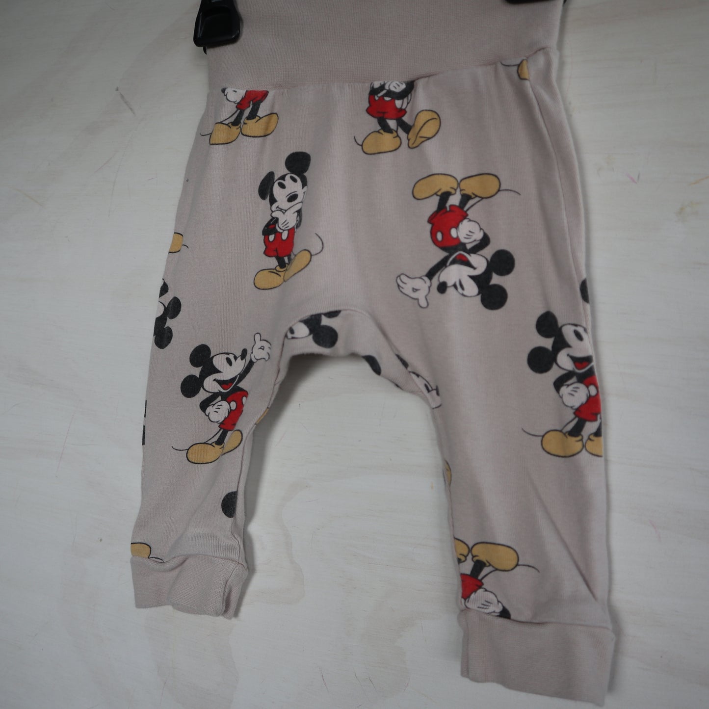 H&M - Pants (4-6M)