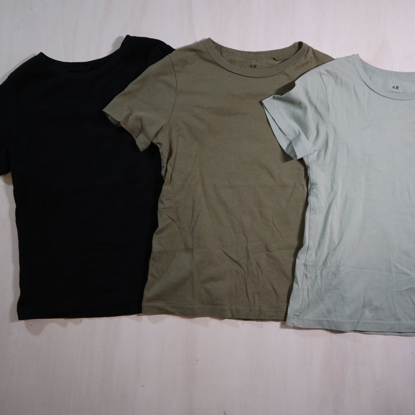 H&M - T-Shirts (6-8Y)