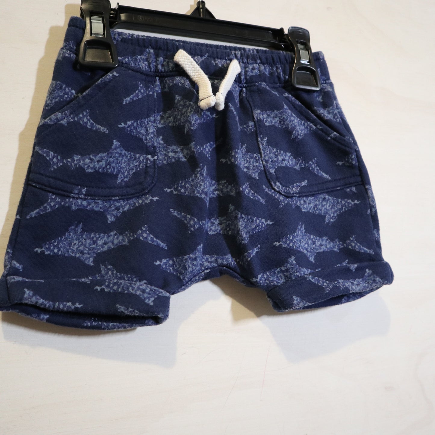 Old Navy - Shorts (6-12M)