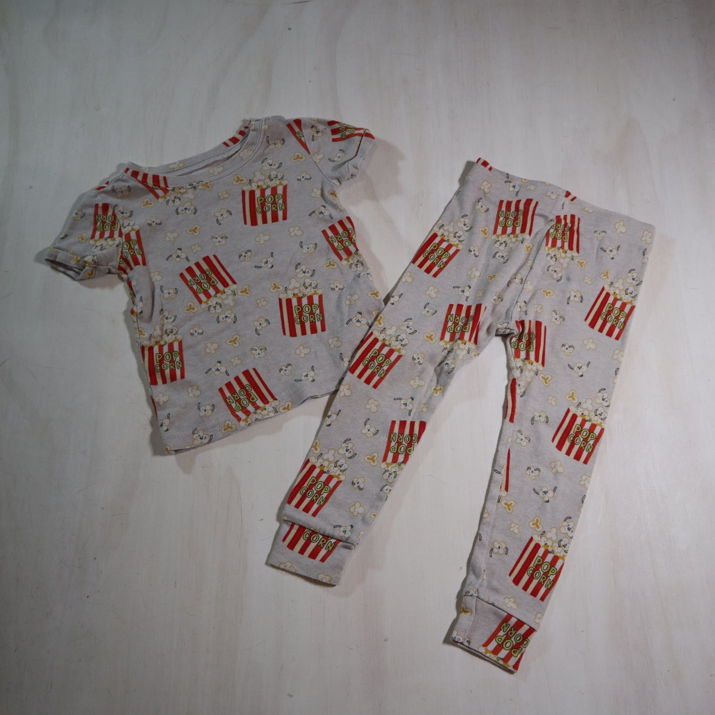 Old Navy - Pajamas (3T)