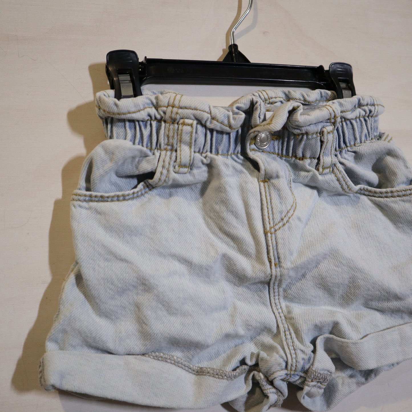 Zara - Shorts (18-24M)