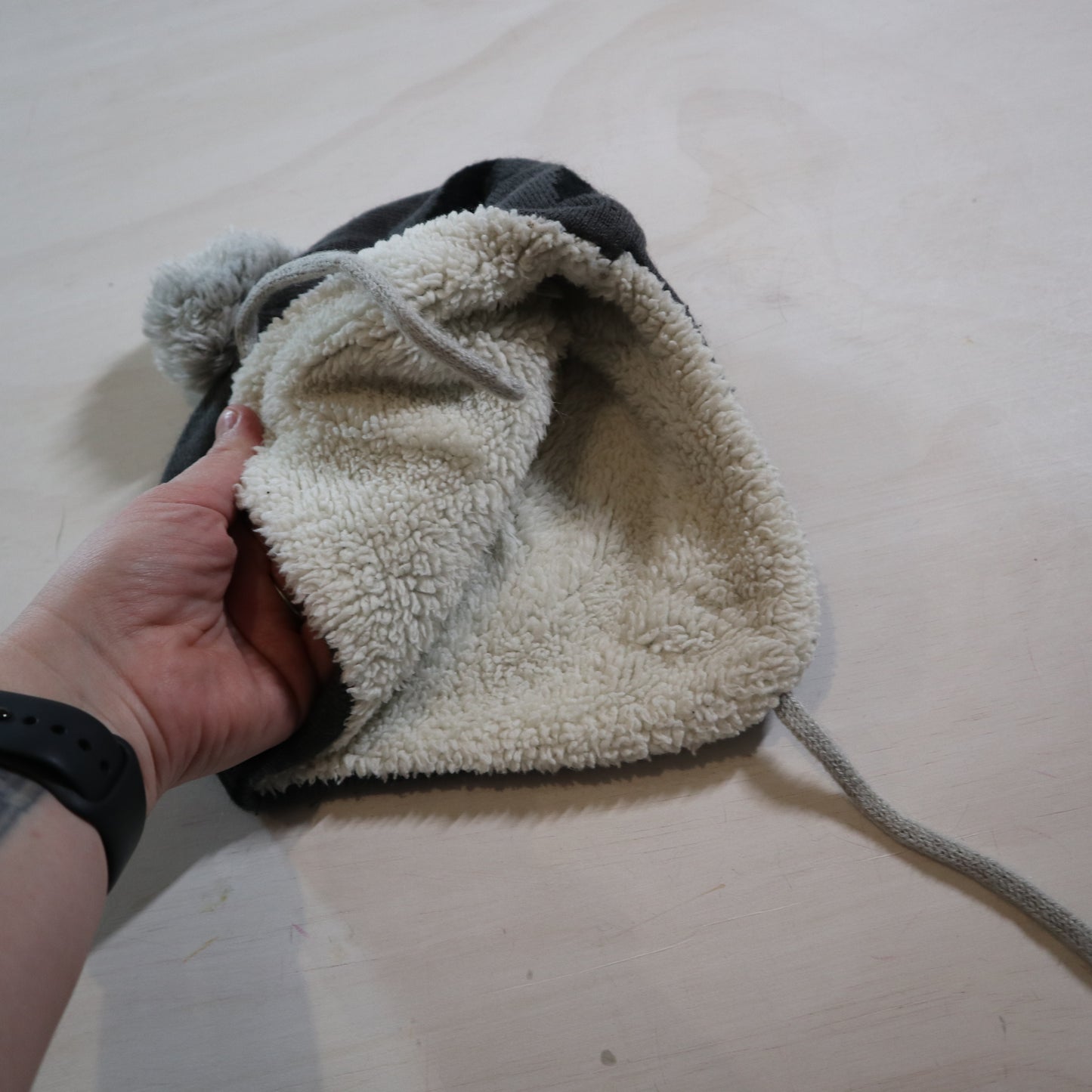 Jan & Jul - Toque (M)