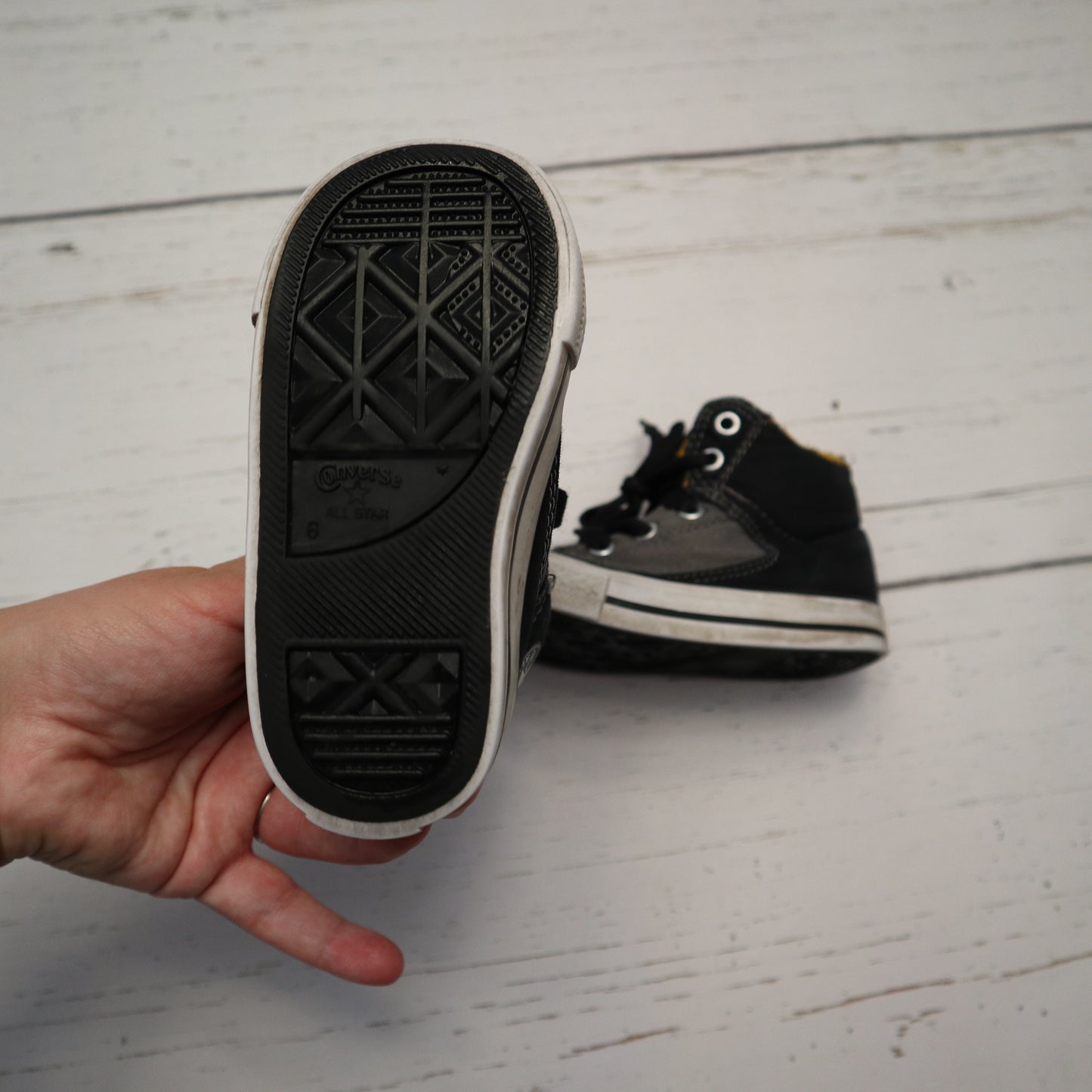 Converse - Shoes (6C)