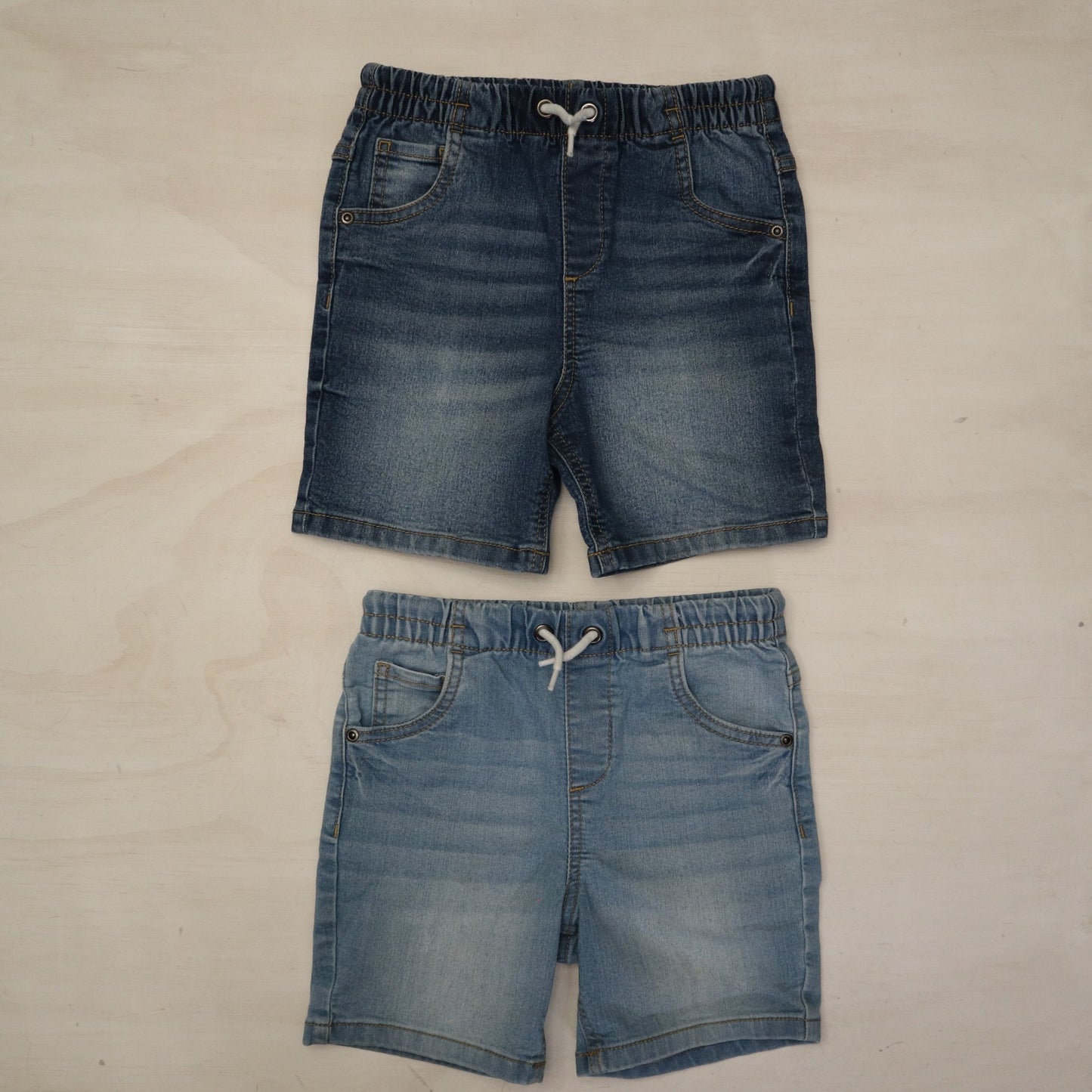 George - Shorts (5T)