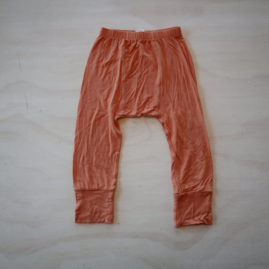 Kate Quinn - Pants (3T)