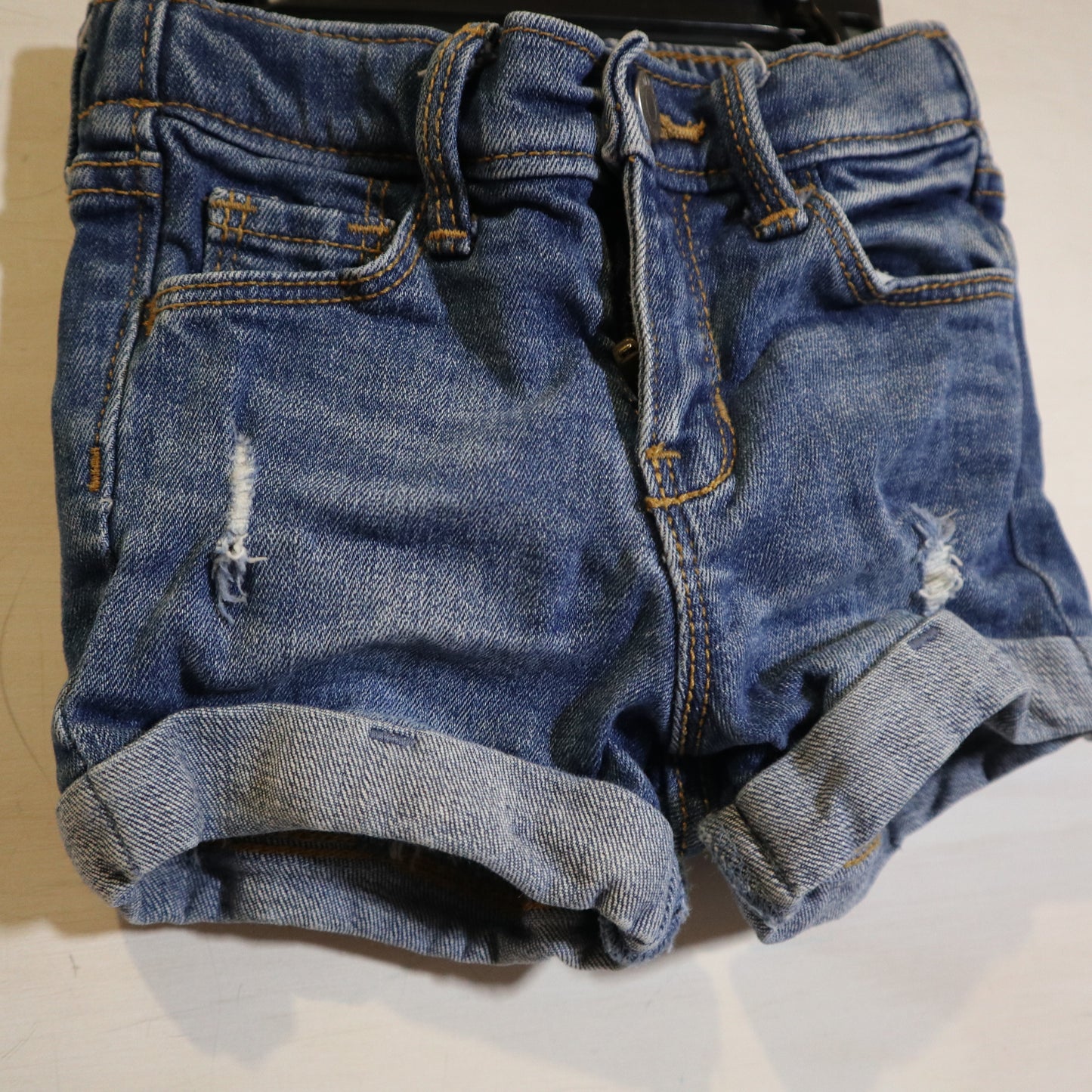 Old Navy - Shorts (2T)