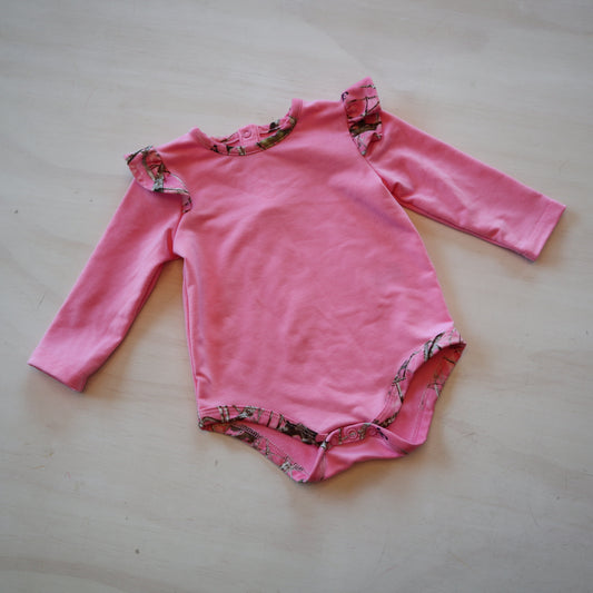 Bass Pro - Onesie (6M)