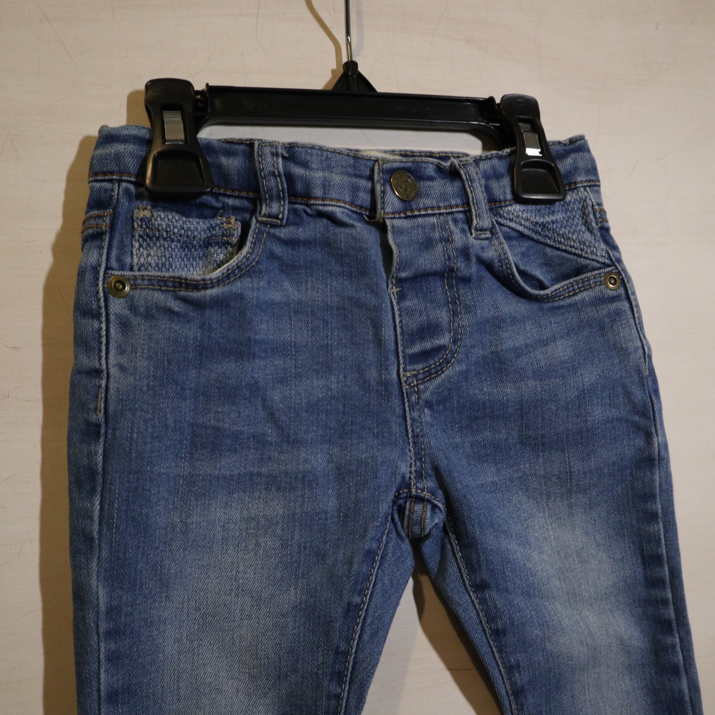 Zara - Jeans (12-18M)