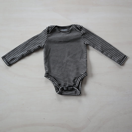 Old Navy - Onesie (12-18M)