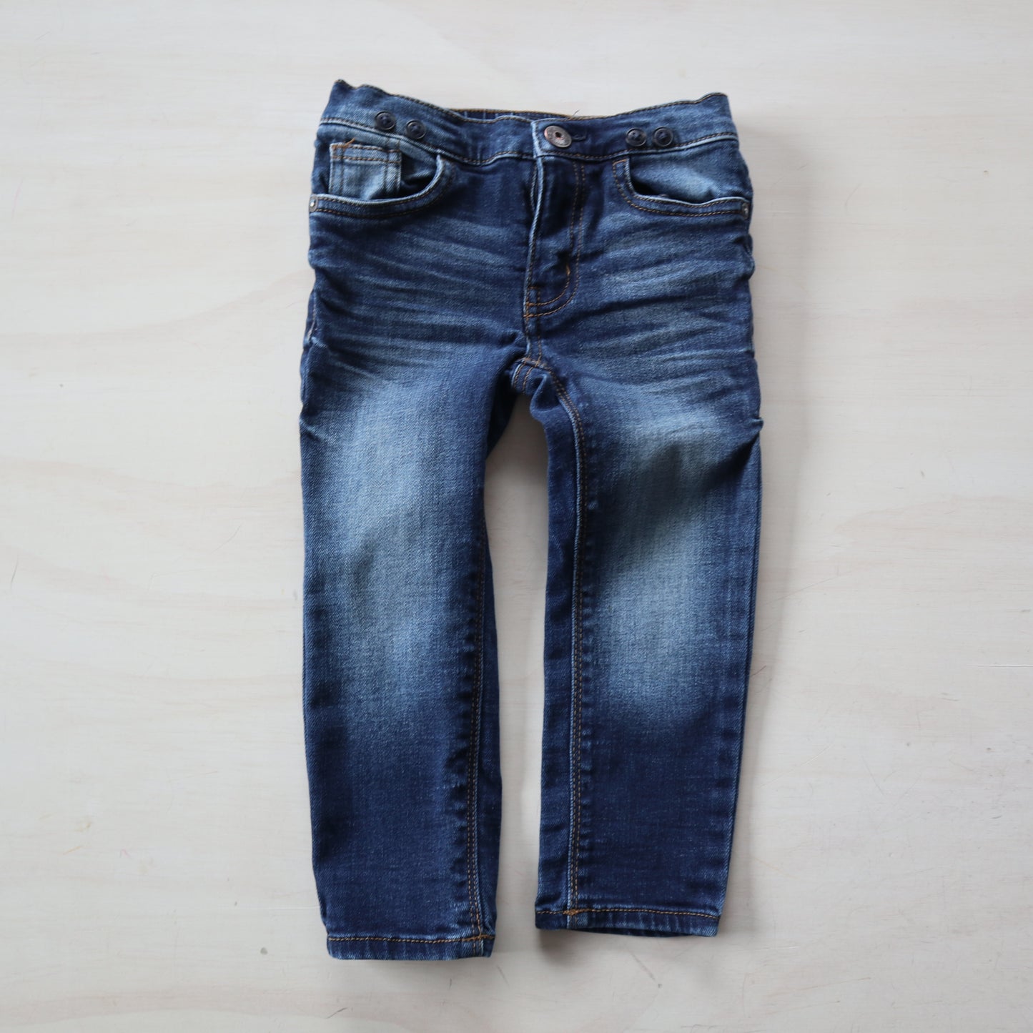 OshKosh - Jeans (2T)